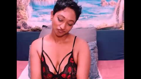 Snapshot of indianspicy69 chatting on 12/12/24, 09:26 Shreya online show from 12/12/24, 09:26