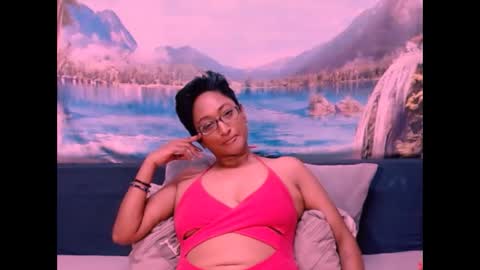 Snapshot of indianspicy69 chatting on 12/21/24, 07:56 Shreya online show from 12/21/24, 07:56