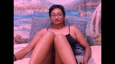 Snapshot of indianspicy69 chatting on 01/18/25, 08:20 Shreya online show from 01/18/25, 08:20