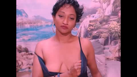 Snapshot of indianspicy69 chatting on 01/26/25, 07:20 Shreya online show from 01/26/25, 07:20