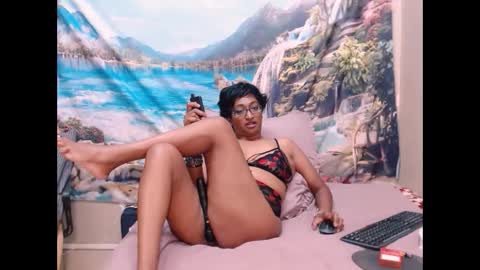 Snapshot of indianspicy69 chatting on 02/22/25, 12:38 Shreya online show from 02/22/25, 12:38