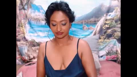 Snapshot of indianspicy69 chatting on 03/05/25, 06:12 Shreya online show from 03/05/25, 06:12