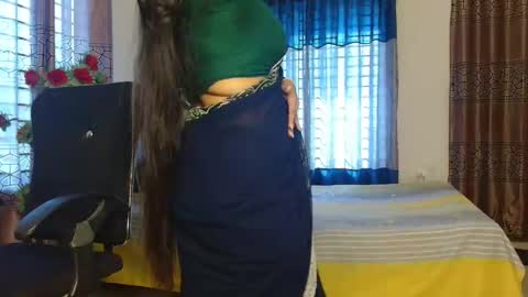 tina online show from 12/19/25, 08:21