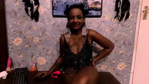 Snapshot of indiantina01 chatting on 10/31/25, 09:32 tina online show from 10/31/25, 09:32