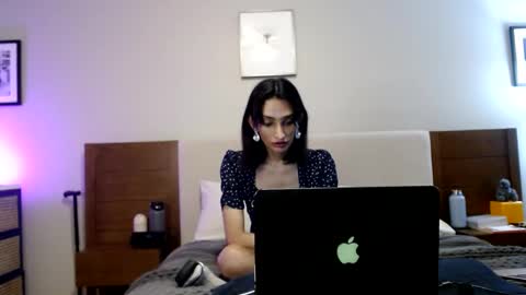 Indiantransgirlillinois online show from 03/02/25, 06:27