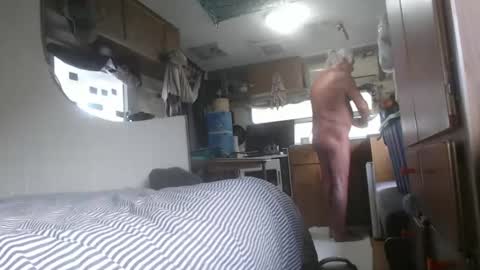 indieapenut online show from 03/08/26, 09:29