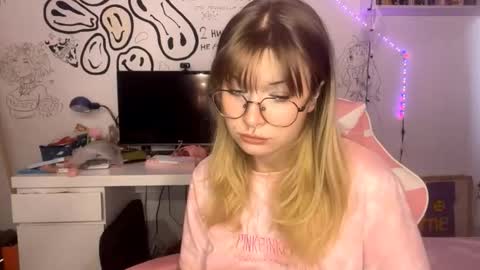 Yuki online show from 10/23/25, 06:56