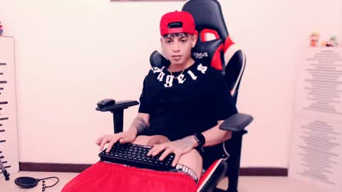 Snapshot of indomitablebeast chatting on 05/27/26, 01:57 matias online show from 05/27/26, 01:57