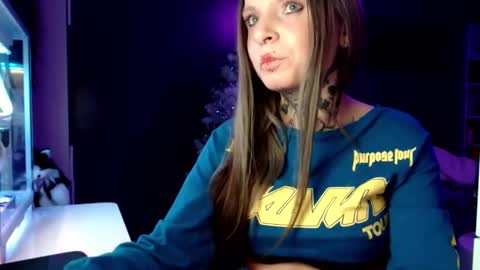 Snapshot of inesdesire chatting on 01/07/25, 09:35 InesDesire online show from 01/07/25, 09:35