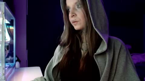 Snapshot of inesdesire chatting on 01/08/25, 07:24 InesDesire online show from 01/08/25, 07:24