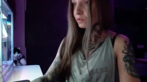 Snapshot of inesdesire chatting on 02/03/25, 10:43 InesDesire online show from 02/03/25, 10:43