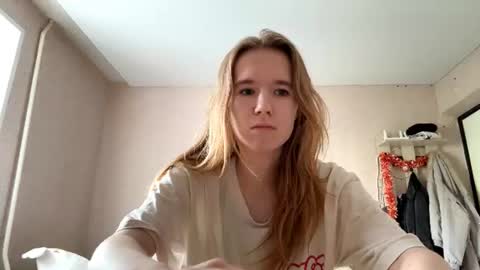 Snapshot of inespacheco chatting on 07/02/26, 01:17 Sofia online show from 07/02/26, 01:17
