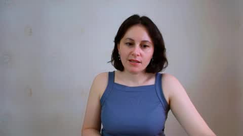 Snapshot of inessa_beauty chatting on 06/03/26, 10:29 Inessa online show from 06/03/26, 10:29
