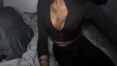 kendaLin online show from 05/16/26, 02:38