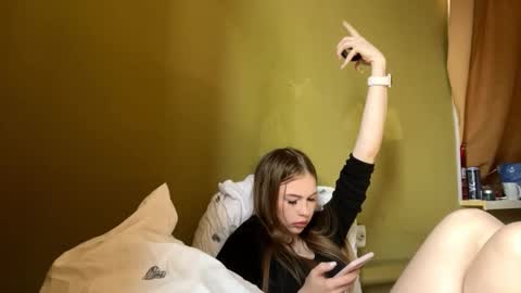 Mary online show from 03/13/26, 07:59