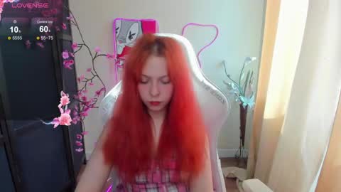 Snapshot of infernokitten chatting on 05/27/26, 01:13 Ilona online show from 05/27/26, 01:13