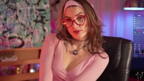 Snapshot of informal_ chatting on 02/28/25, 10:17 MAL --- online show from 02/28/25, 10:17