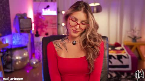 Snapshot of informal_ chatting on 10/17/25, 08:55 MAL --- online show from 10/17/25, 08:55