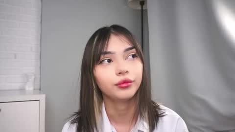 Molly online show from 02/04/26, 06:58