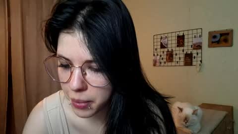 Snapshot of ingeborgfinke chatting on 04/15/26, 01:40 Mia online show from 04/15/26, 01:40