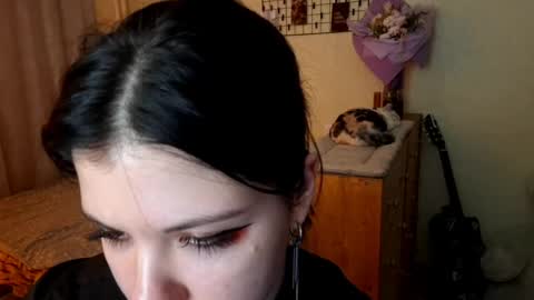 Snapshot of ingeborgfinke chatting on 04/21/26, 02:34 Mia online show from 04/21/26, 02:34