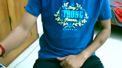 Snapshot of ingloriousuncut chatting on 12/27/24, 02:33 Inglorious Hairy Uncut online show from 12/27/24, 02:33