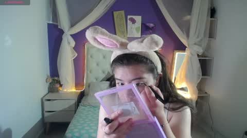 Snapshot of ingrid_casas chatting on 12/02/24, 11:51 Ingrid petite online show from 12/02/24, 11:51