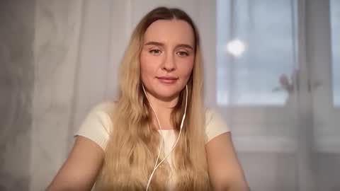 iniva05 online show from 03/25/26, 01:28