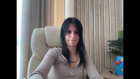 InjaAtHome online show from 05/28/26, 06:00