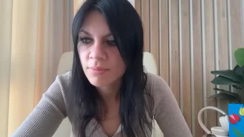 Snapshot of injaathome chatting on 06/25/26, 05:45 InjaAtHome online show from 06/25/26, 05:45