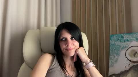 Snapshot of injaathome chatting on 07/05/26, 06:59 InjaAtHome online show from 07/05/26, 06:59