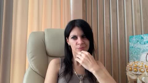 Snapshot of injaathome chatting on 07/25/26, 10:46 InjaAtHome online show from 07/25/26, 10:46