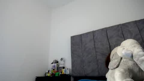 lyan onlyfans n linda online show from 06/28/26, 08:59