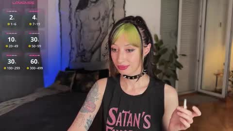 Xenia online show from 12/03/25, 03:32