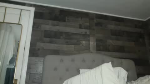 Snapshot of inmybackyard chatting on 01/03/25, 07:06 InMyBackyard online show from 01/03/25, 07:06