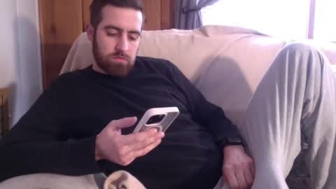 Snapshot of inmybackyard chatting on 02/21/25, 02:38 InMyBackyard online show from 02/21/25, 02:38