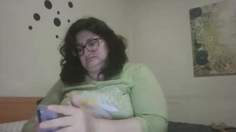 inna46_ online show from 04/15/26, 06:59
