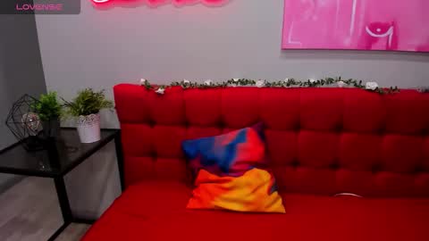 Inna online show from 09/11/25, 01:39