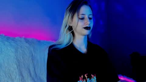 Venera  online show from 12/08/24, 06:06