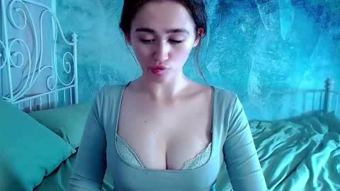 Lina online show from 02/25/26, 01:48