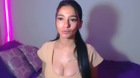 Snapshot of innocent_fox chatting on 05/06/26, 12:30 Abril online show from 05/06/26, 12:30