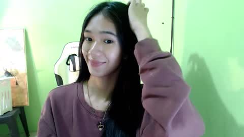 Reign online show from 11/17/25, 06:24