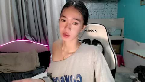 Reign online show from 04/19/26, 06:10