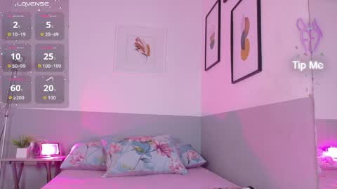 innocenthazel online show from 04/07/26, 02:56