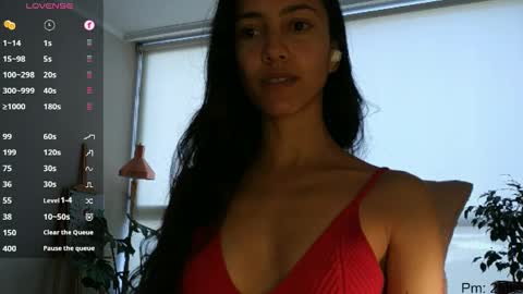 Snapshot of innocentlatiina chatting on 06/07/26, 05:38 Laroa online show from 06/07/26, 05:38