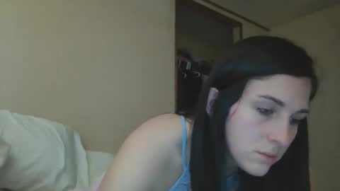 Snapshot of innocentlilsarah chatting on 11/05/25, 05:13 innocentlilsarah online show from 11/05/25, 05:13