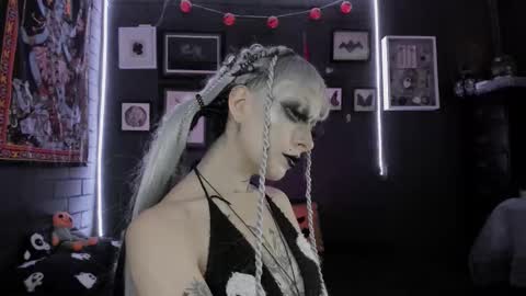   SANIA  online show from 12/19/25, 04:47