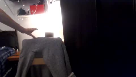 Snapshot of insatiable_veronica chatting on 10/06/25, 08:28 insatiable_veronica online show from 10/06/25, 08:28