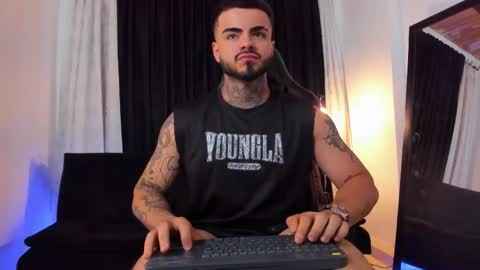 Brayan Chavez online show from 03/08/26, 02:59