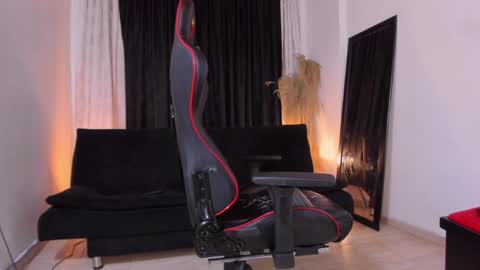 Brayan Chavez online show from 04/11/26, 07:45